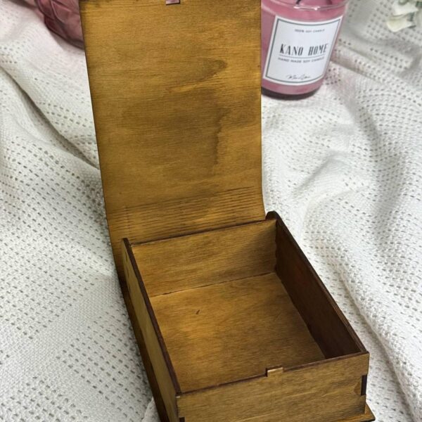 Коробочка дерев’яна мала